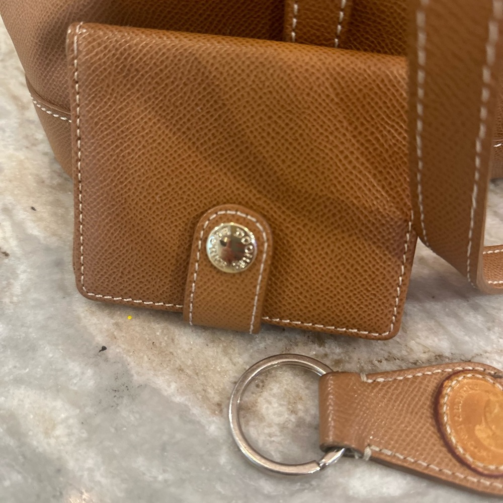 Stunning camel EUC Dooney set with wallet and key holder - Picture 4 of 6